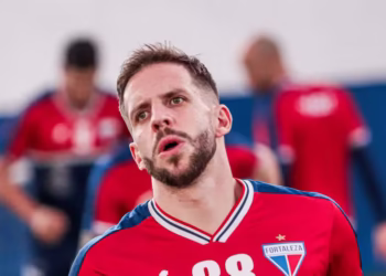 Athletico oferece salário bem maior e Lucas Sasha pode deixar o Fortaleza