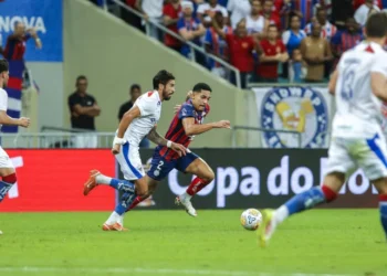 Vojvoda encerra longo ciclo no Fortaleza