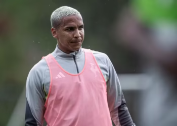 Deyverson não esquece do passado e busca acordo com o Atlético-MG