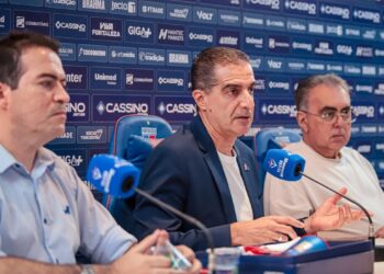 Renato Paiva assume as rédeas e vai encontrar reforços para o Fortaleza