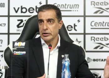 Paiva usa sua influência e Fortaleza pode contratar meia do Botafogo