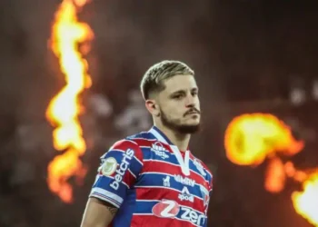 Lucas Crispim é nomeado como novo reforço do Fortaleza