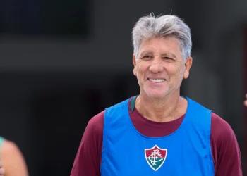 Fluminense não quis saber de conversa e foi lá tirar zagueiro do Fortaleza