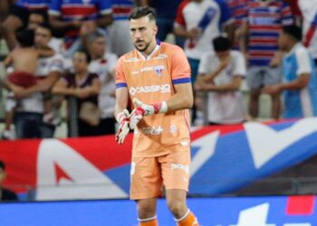 Helton Leite só chegou no Fortaleza e já encerrou ciclo no clube