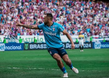 Fortaleza não esperou nem a volta a campo e confirmou agora: Moisés está de mudança
