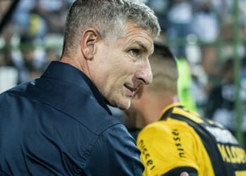 Enquanto Paiva só sabia levar gols, Palermo já tem tudo estruturado para salvar o Fortaleza