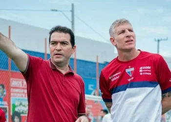 Meio-campista não convence Palermo e está fora do Fortaleza