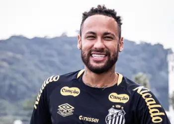 Neymar não ficou de braços cruzados e ligou para tirar meia do Fortaleza