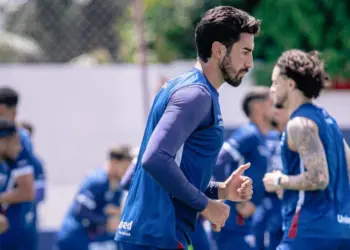Palermo mal chegou no Fortaleza e ganha chance que Vojvoda e Paiva não tiveram